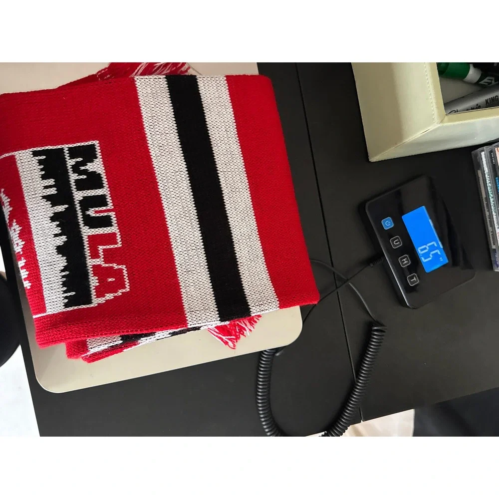 Ruffneck Scarve Manchester United MULA Soccer Scarf Red White Black Striped Knit